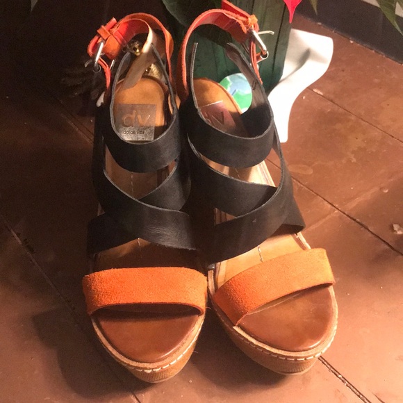 7.5 dolcevita wedge sandals - Picture 4 of 4